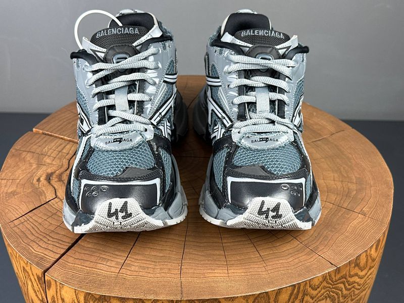 Кросівки Balenciaga Runner Grey 0872 0872 фото