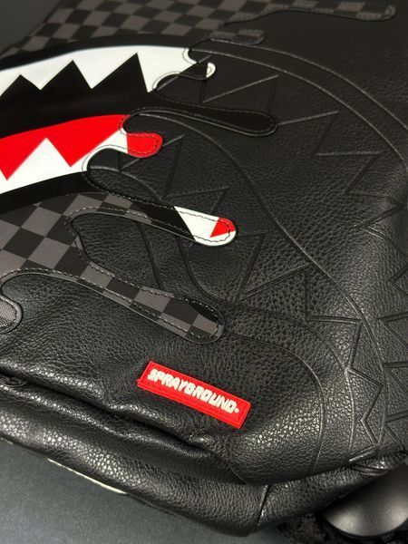 Рюкзак Sprayground White Black Red 1752 1752 фото