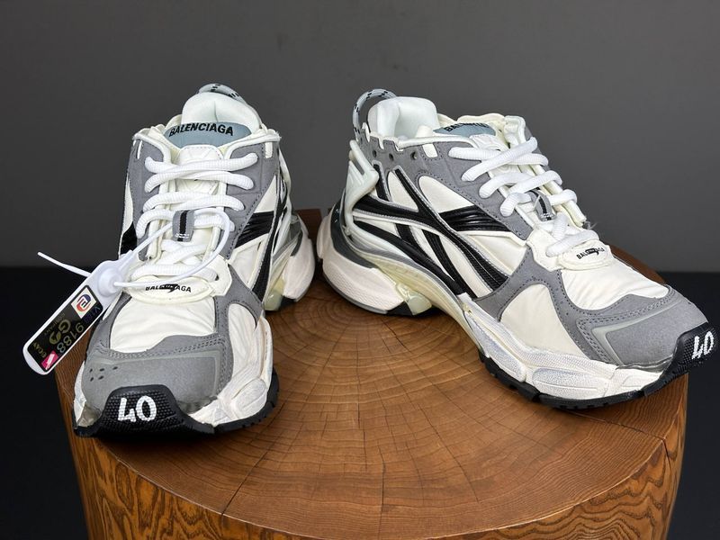 Кросівки Balenciaga Runner 2 Grey White Black 1863 1863 фото