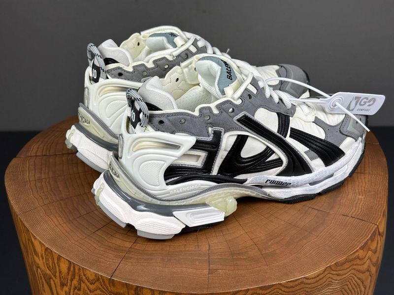 Кросівки Balenciaga Runner 2 Grey White Black 1863 1863 фото