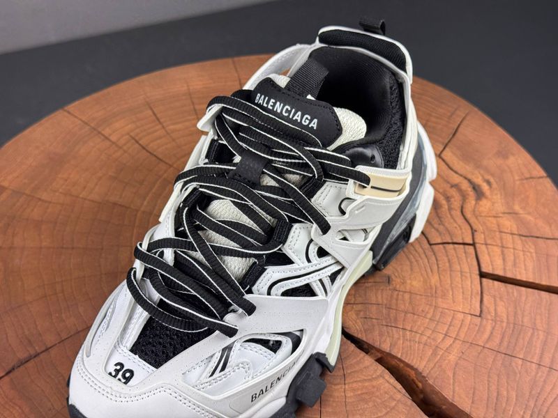 Кросівки Balenciaga Track Beige Black 1486 1486 фото