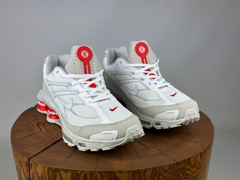 Кросівки Nike Supreme Shox white 0243 0243 фото