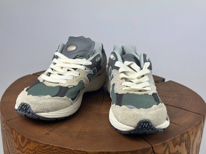 Кросівки New Balance 2002r Pr. Pack Rain Cloud grey 0115 0115 фото