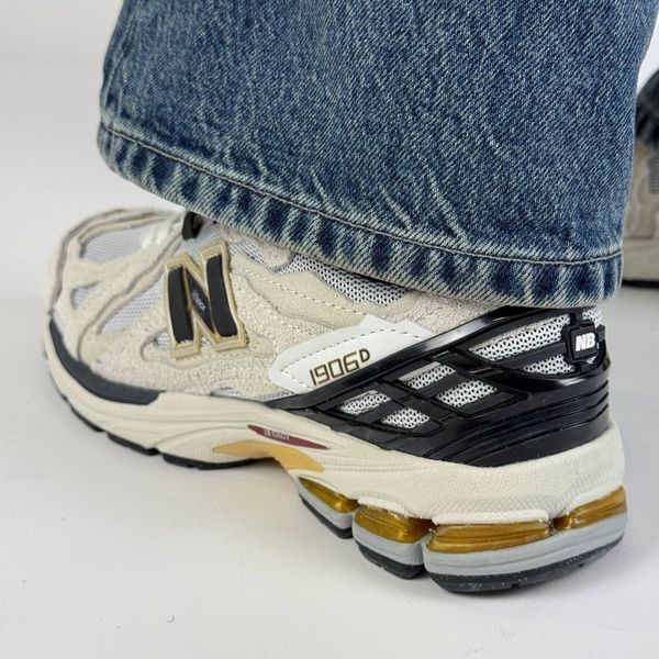 Кросівки New Balance 1906D Protection Pack White 0117 0117 фото