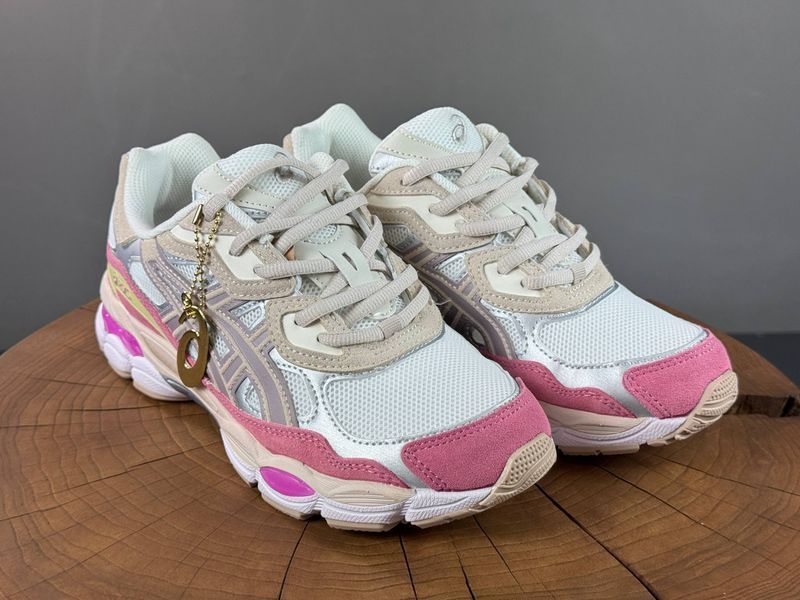 Кросівки Asics Gel Nyc Pink 1057 1057 фото
