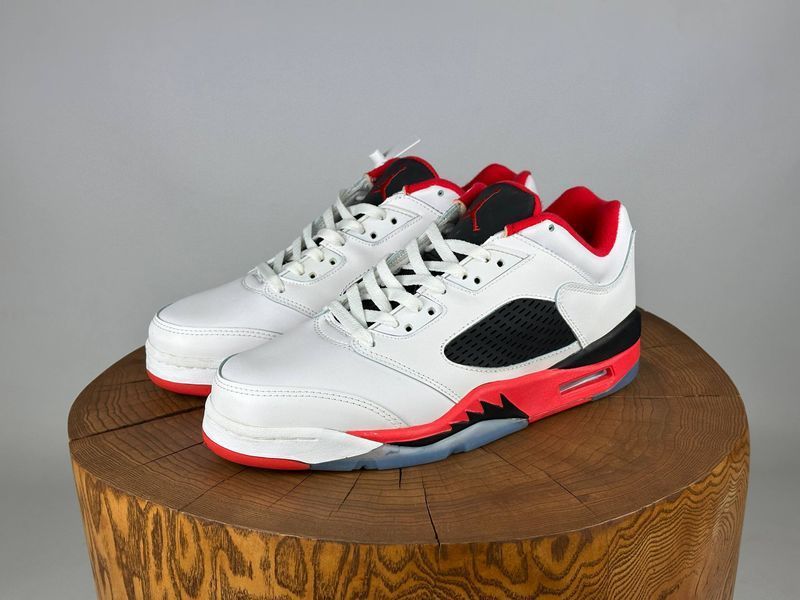 Кросівки Jordan 5 Retro Low Fire Red White 0418 0418 фото