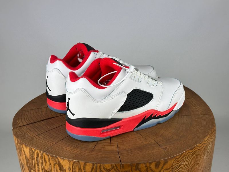 Кросівки Jordan 5 Retro Low Fire Red White 0418 0418 фото