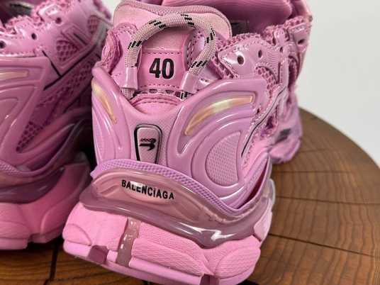 Купить Кросівки Balenciaga Runner Pink 0761