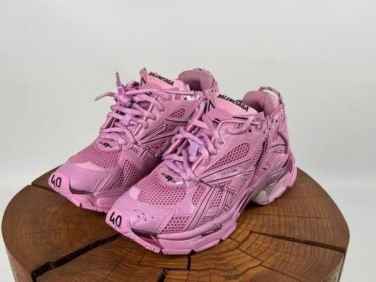 Купить Кросівки Balenciaga Runner Pink 0761