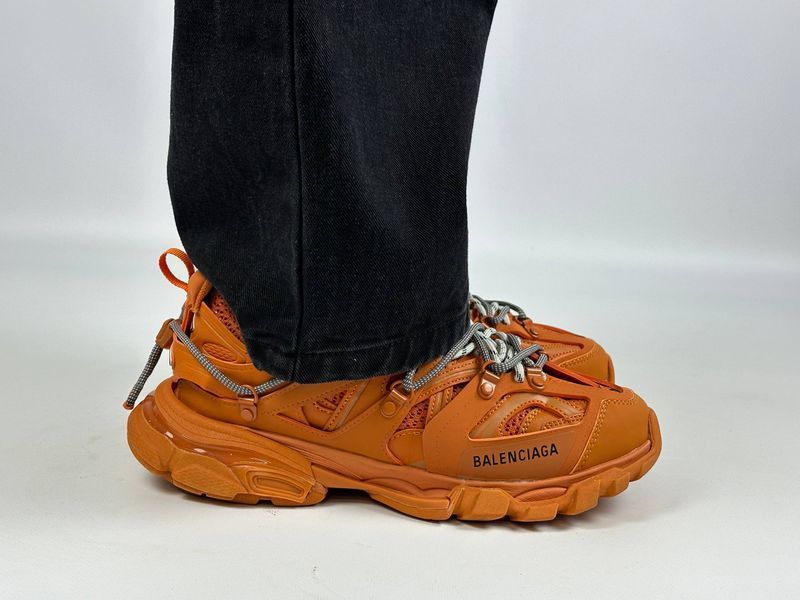 Кросівки Balenciaga Track Trail Laces orange 1112 1112 фото