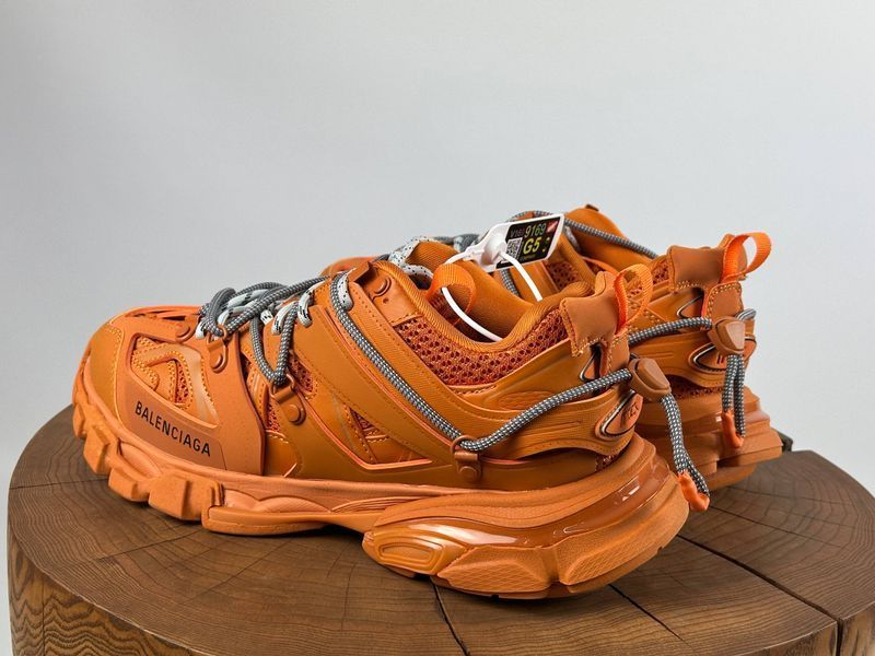 Кросівки Balenciaga Track Trail Laces orange 1112 1112 фото