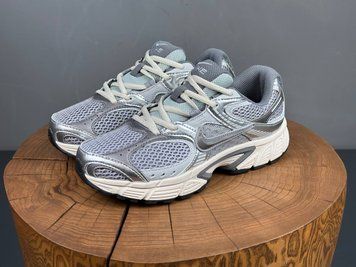 Кросівки Nike V5 RNR Grey 1415 1415 фото
