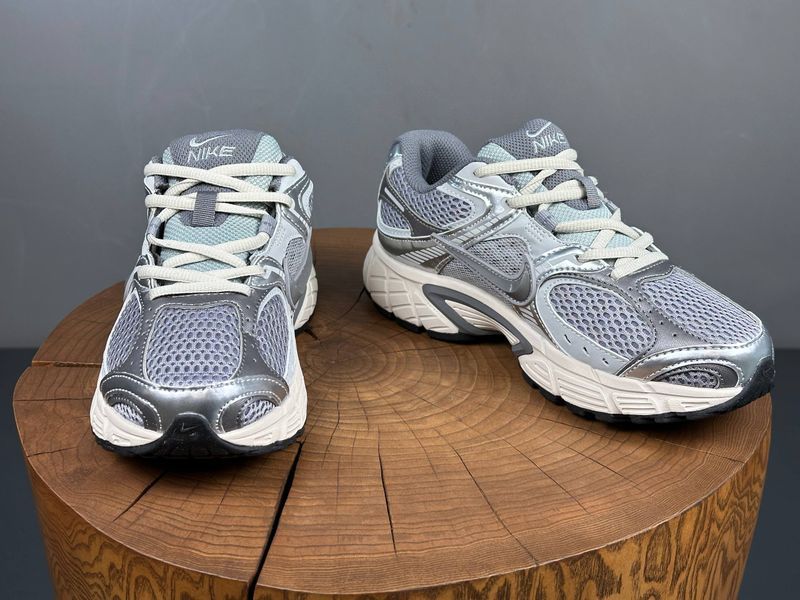 Кросівки Nike V5 RNR Grey 1415 1415 фото