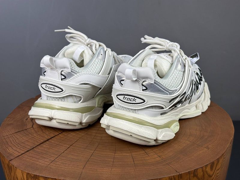 Кросівки Balenciaga Track Beige 0617 0617 фото