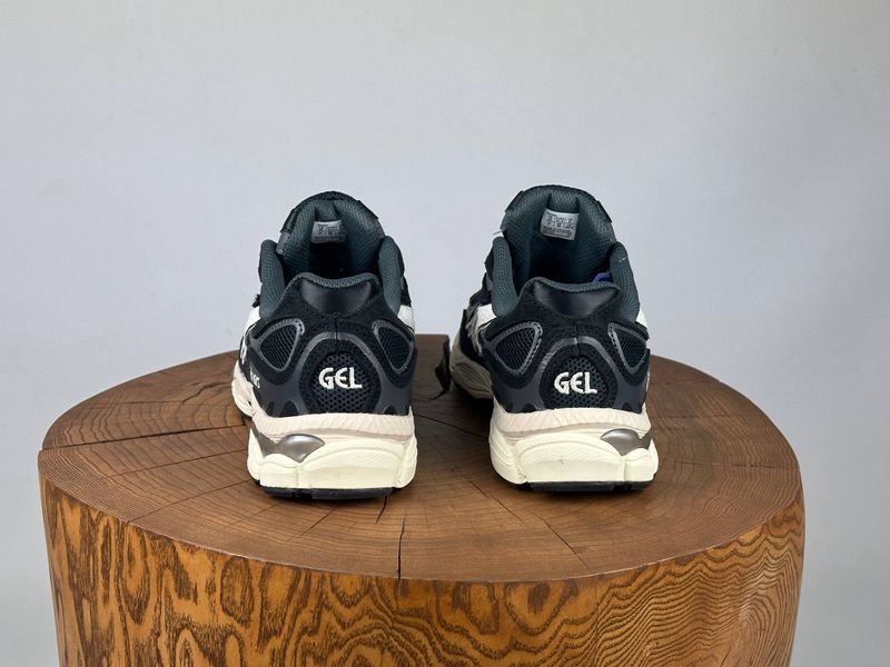 Кросівки Asics Gel Nyc Black White 1056 1056 фото