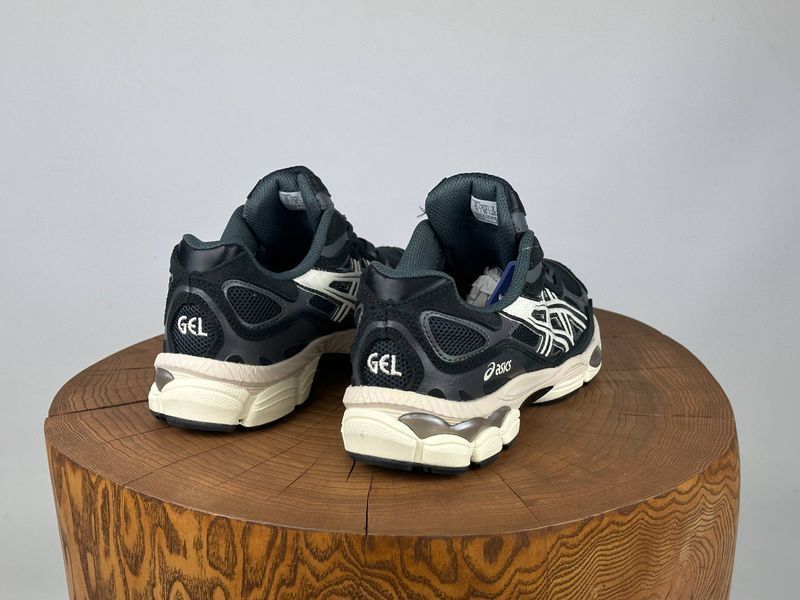 Кросівки Asics Gel Nyc Black White 1056 1056 фото