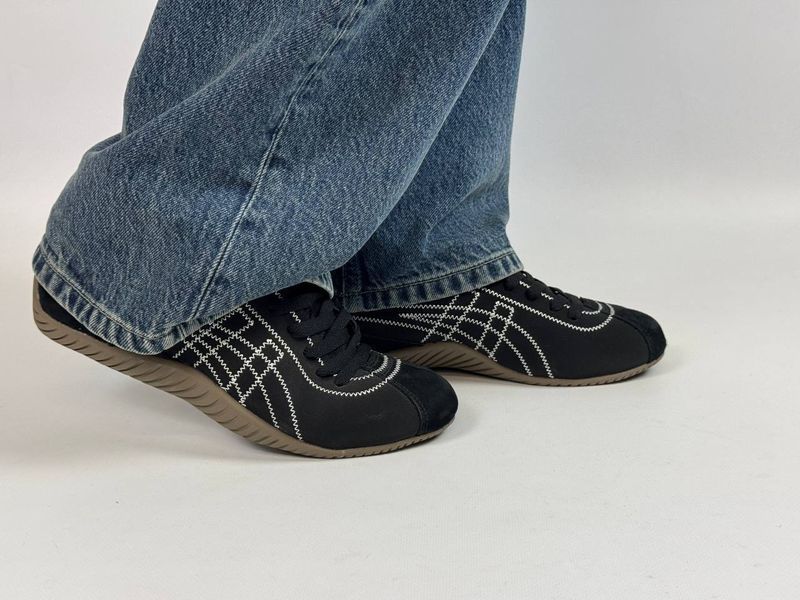 Кросівки Asics Onitsuka Tiger чорний 0798 0798 фото