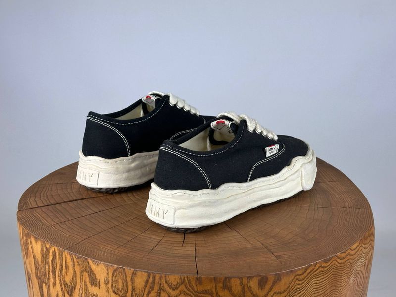 Кросівки Maison Mihara Yasuhiro Low Black 0014 0014 фото