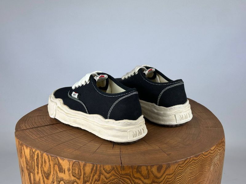 Кросівки Maison Mihara Yasuhiro Low Black 0014 0014 фото