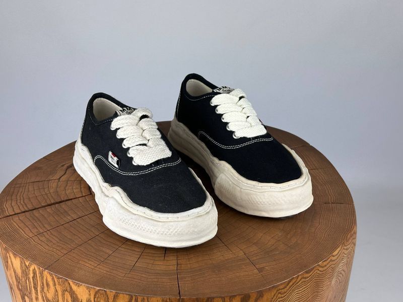 Кросівки Maison Mihara Yasuhiro Low Black 0014 0014 фото