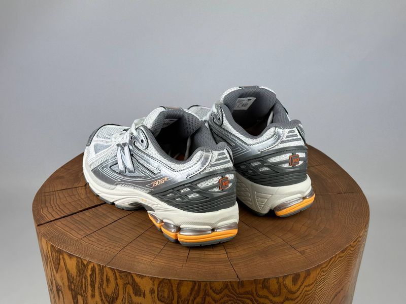 Кросівки New Balance 1906 R White Grey Orange 1054 1054 фото