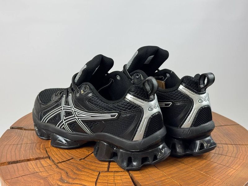 Кросівки Asics Gel Quantum Black 0599 0599 фото