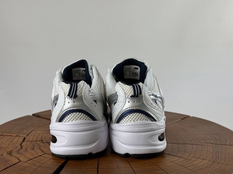 Кросівки New Balance 530 White Blue 0085 0085 фото