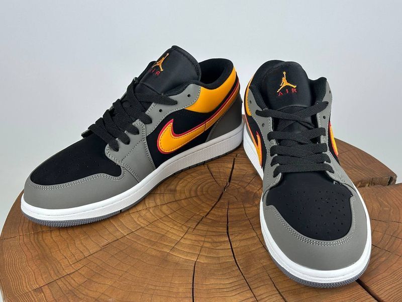 Кросівки Nike Air Jordan Black/Grey/Or 0981 0981 фото