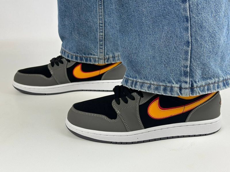 Кросівки Nike Air Jordan Black/Grey/Or 0981 0981 фото