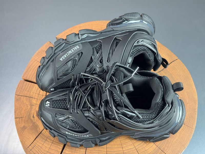 Кросівки Balenciaga Track Black 0041 0041 фото