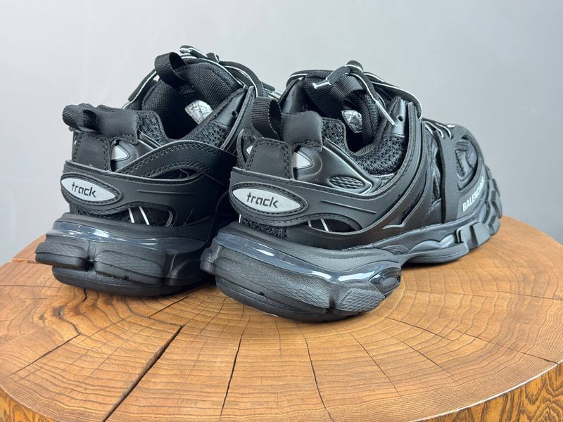 Кросівки Balenciaga Track Black 0041 0041 фото