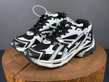 Кросівки Balenciaga Runner White Black 0976 0976 фото