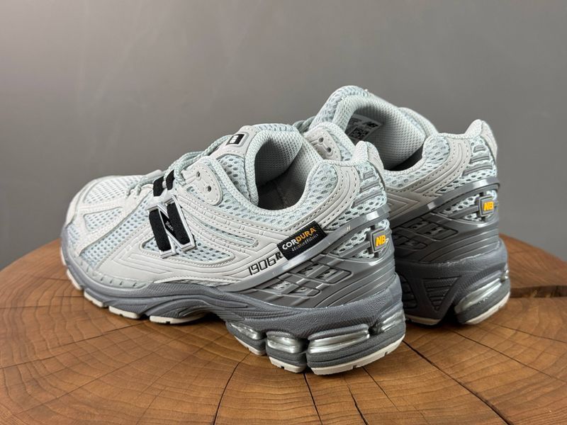 Кросівки New Balance 1906 R Cordura Cement 1432 1432 фото
