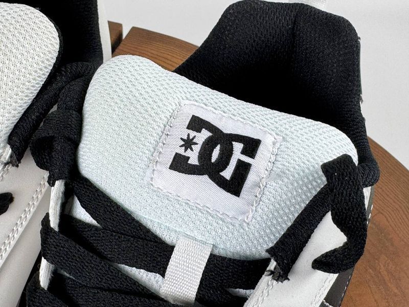 Кросівки DC White/Black 0165 0165 фото