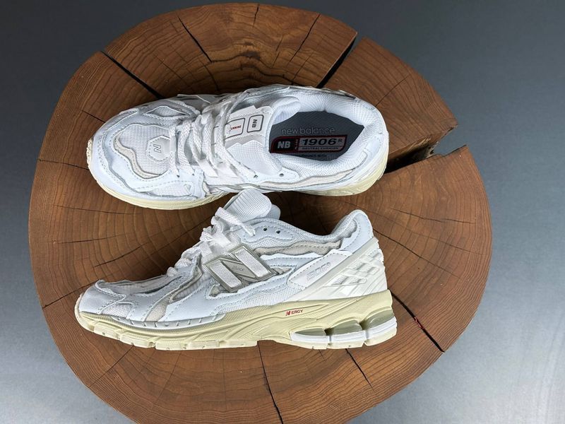 Кросівки New Balance 1906 D Protection Pack Reflective White 1429 1429 фото