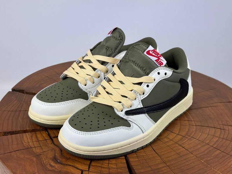 Кросівки Nike Air Jordan 1 Low Olive 0602 0602 фото