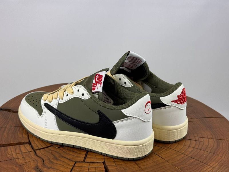 Кросівки Nike Air Jordan 1 Low Olive 0602 0602 фото
