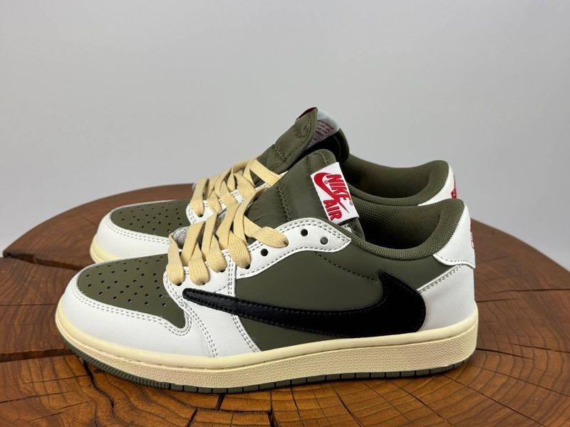 Кросівки Nike Air Jordan 1 Low Olive 0602 0602 фото