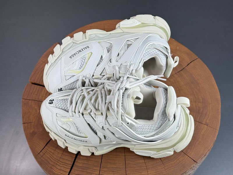 Кросівки Balenciaga Track White 0609 0609 фото