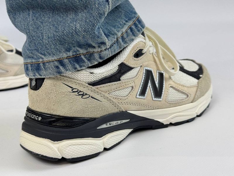 Кросівки New Balance 990 Beige 0061 0061 фото