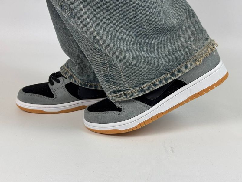 Кросівки Nike SB Dunk Low Grey Black 0737 0737 фото