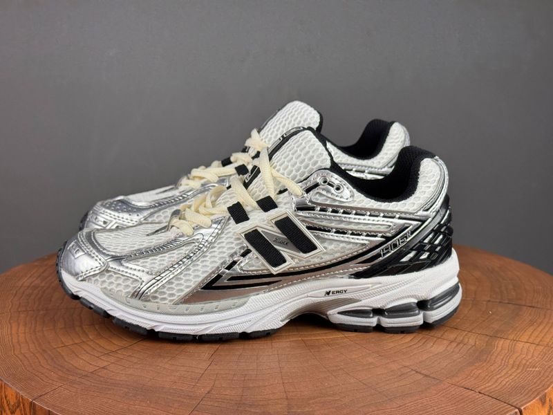 Кросівки New Balance 1906 R Silver Black 1434 1434 фото