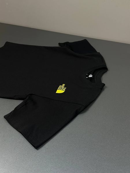 Футболка The North Face Black "Yellow Logo" 1791 1791 фото