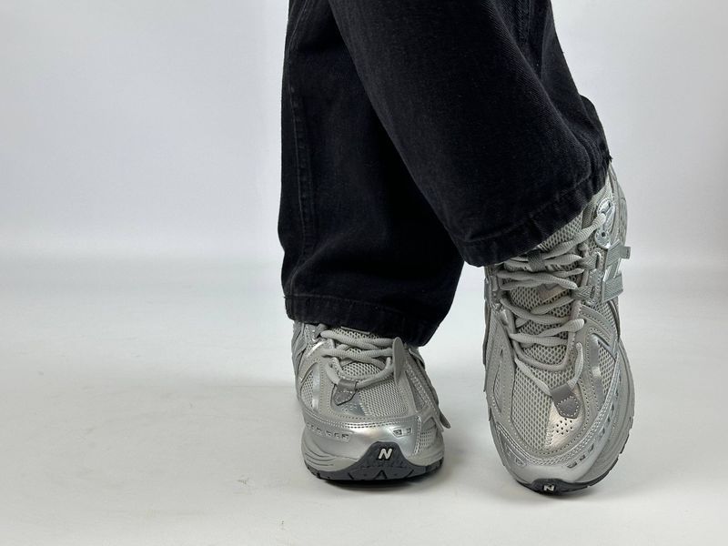 Кросівки New Balance 1906 A Silver Metallic 1106 1106 фото