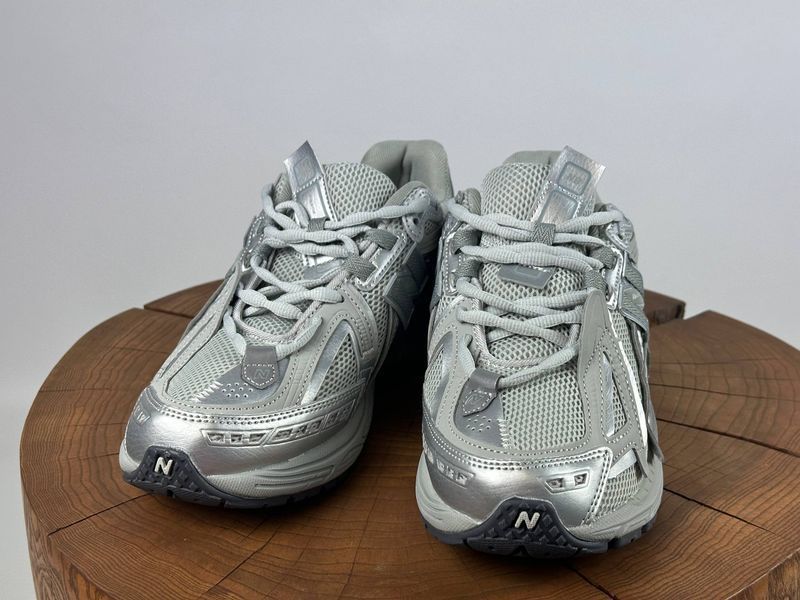 Кросівки New Balance 1906 A Silver Metallic 1106 1106 фото