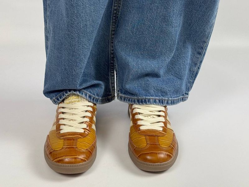 Кросівки Adidas Samba Wales & Bonnes gold 0595 0595 фото