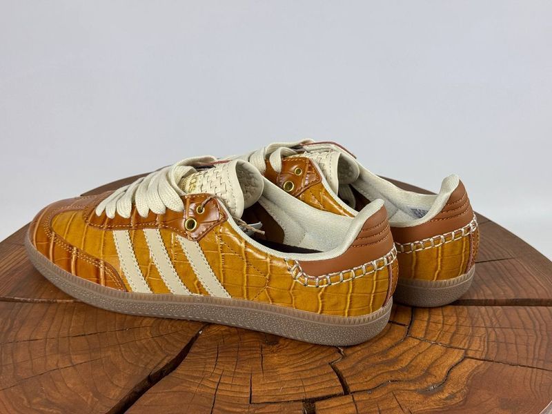 Кросівки Adidas Samba Wales & Bonnes gold 0595 0595 фото