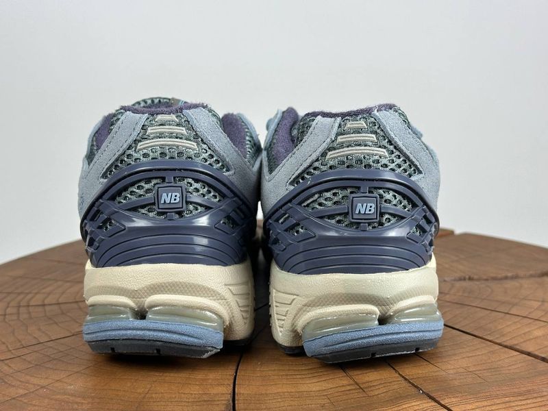 Кросівки New Balance 1906r Flint Stone 0957 0957 фото