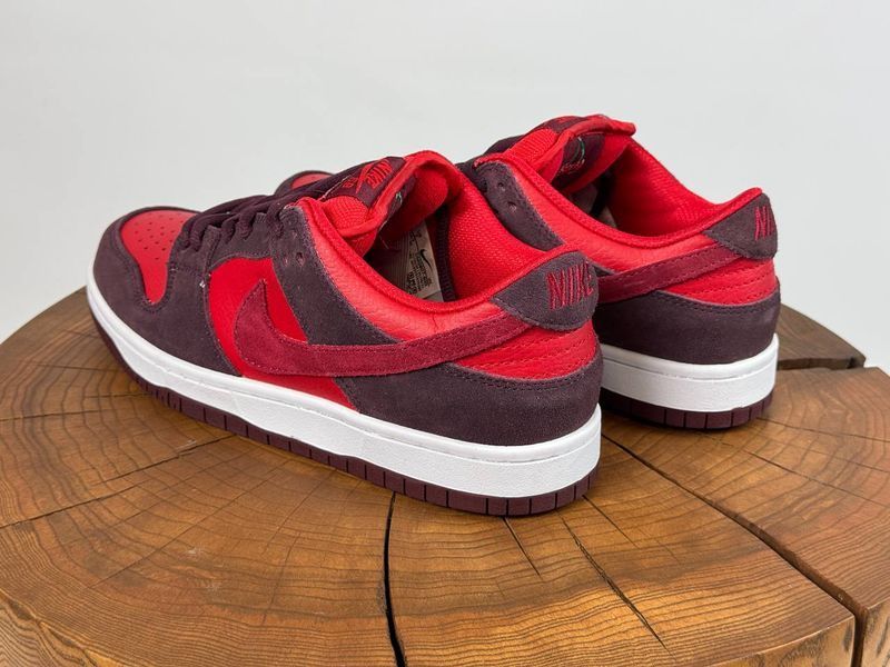 Кросівки Nike Sb Dunk Low Cherry 0223 0223 фото