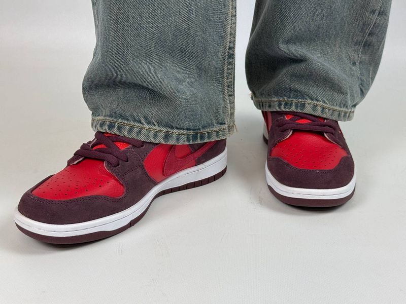 Кросівки Nike Sb Dunk Low Cherry 0223 0223 фото